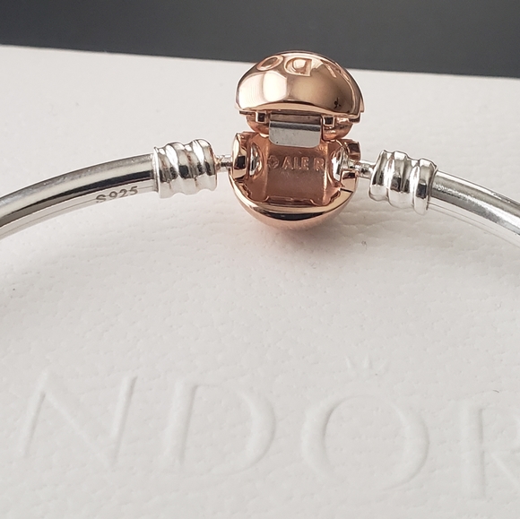 Authentic Pandora Moments Bangle Bracelet - Picture 4 of 5